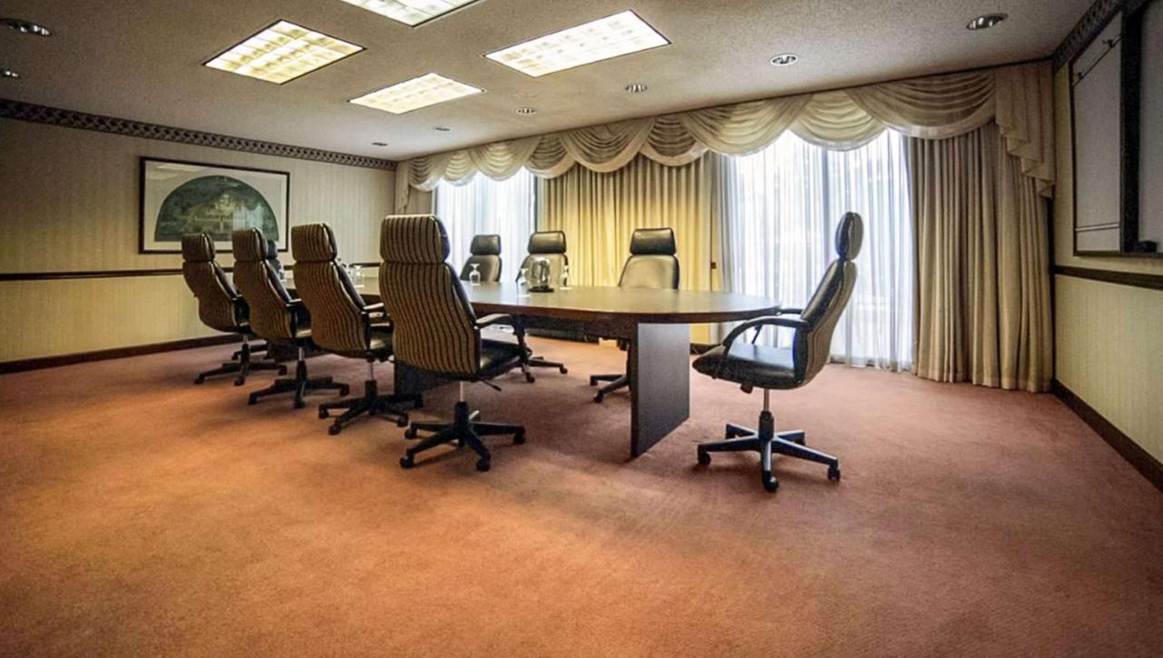 Magnuson Grand & Conference Center Somerset-Bridgewater Extérieur photo