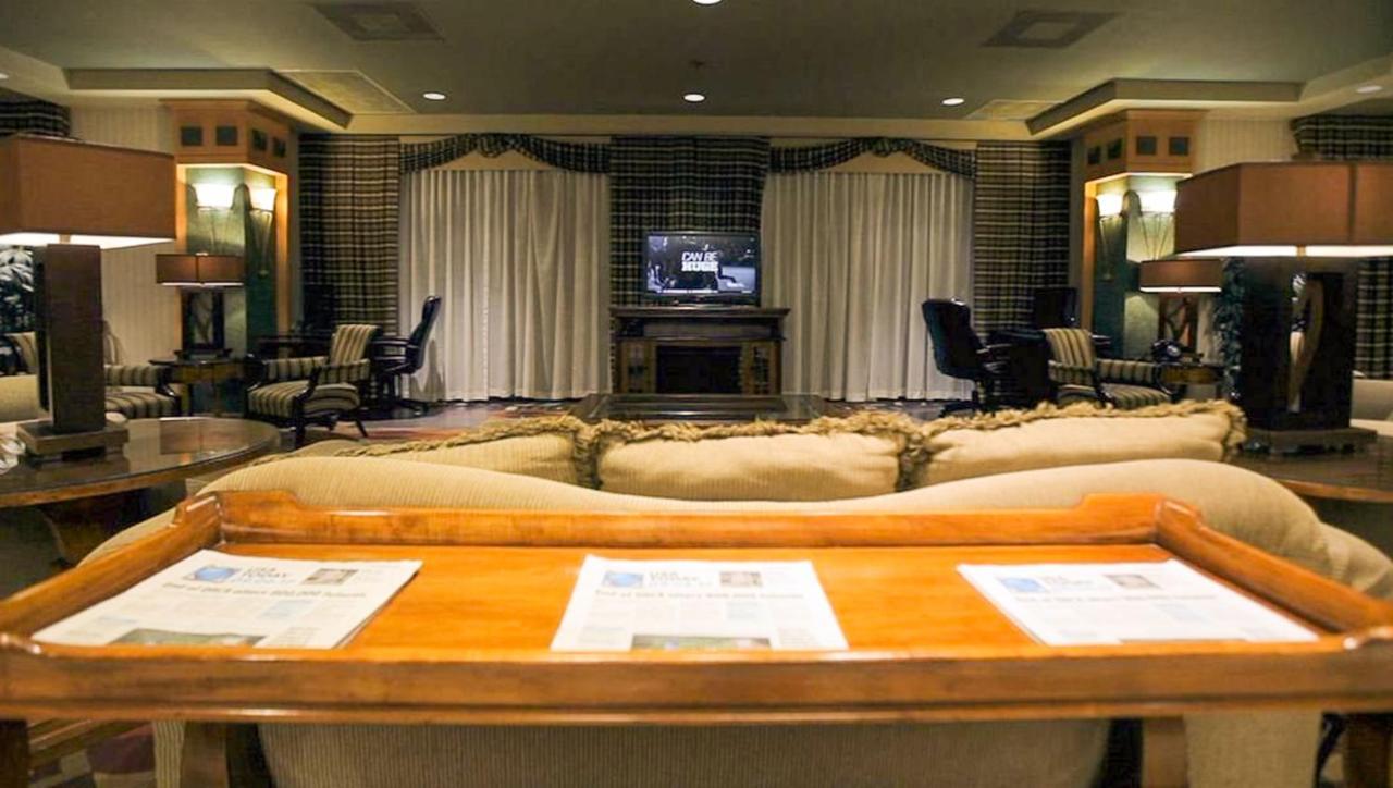 Magnuson Grand & Conference Center Somerset-Bridgewater Extérieur photo